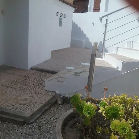 Calle Benicarlo Nº 90 Теулада