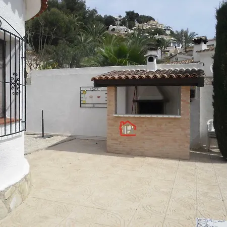 Calle Benicarlo Nº 90 * Теулада